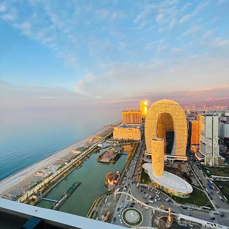 Luxury Batumi Hotel Esterno foto