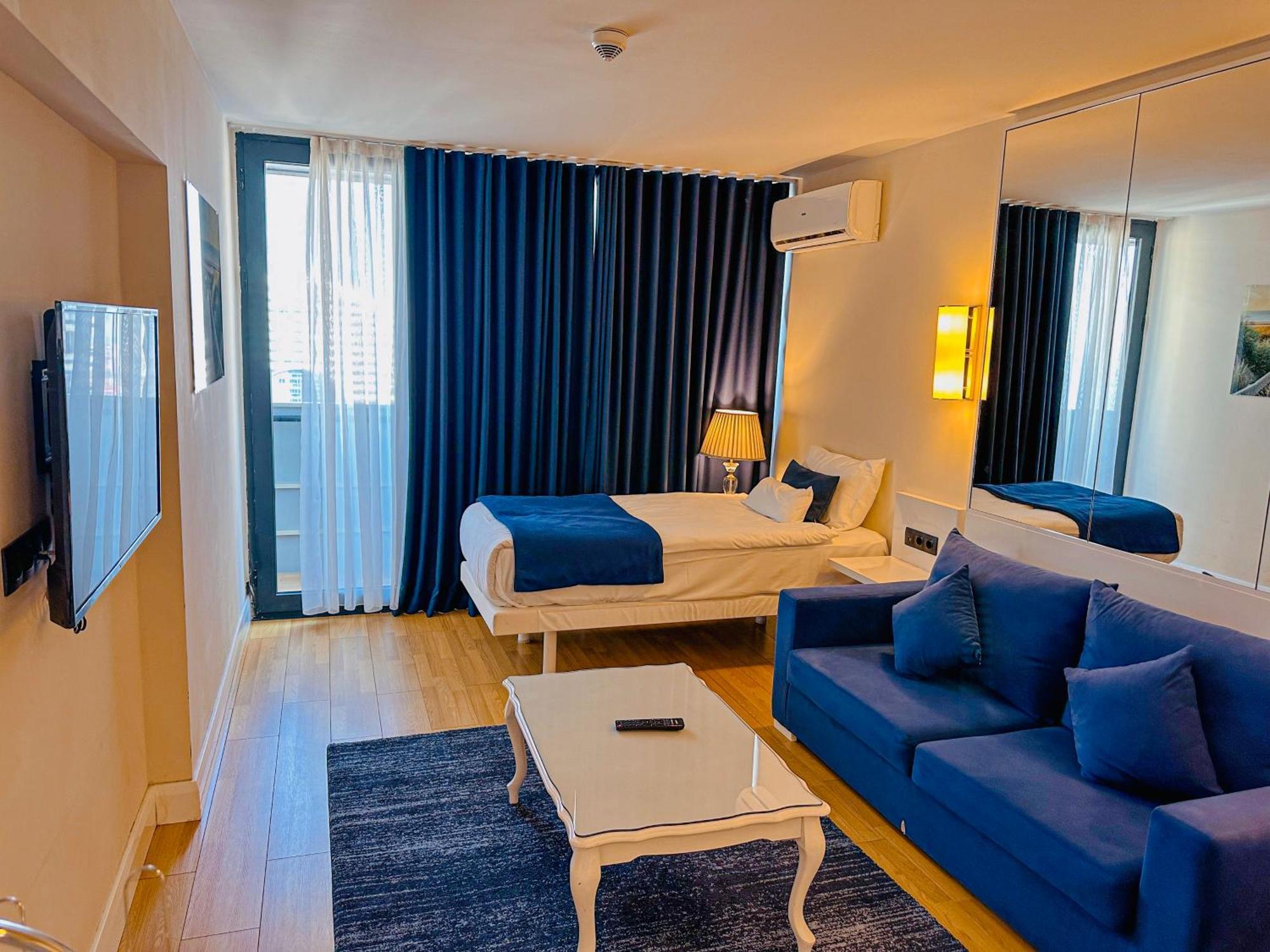 Luxury Batumi Hotel Esterno foto
