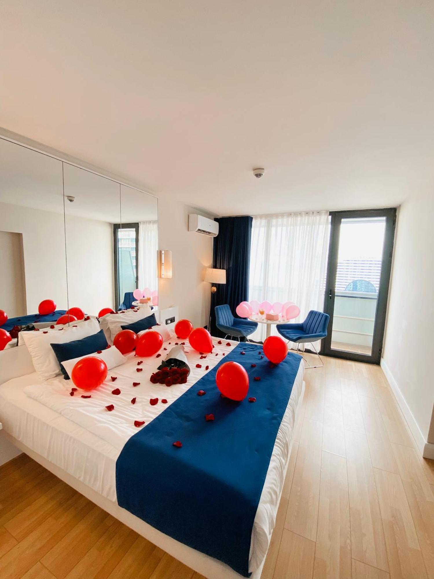 Luxury Batumi Hotel Esterno foto