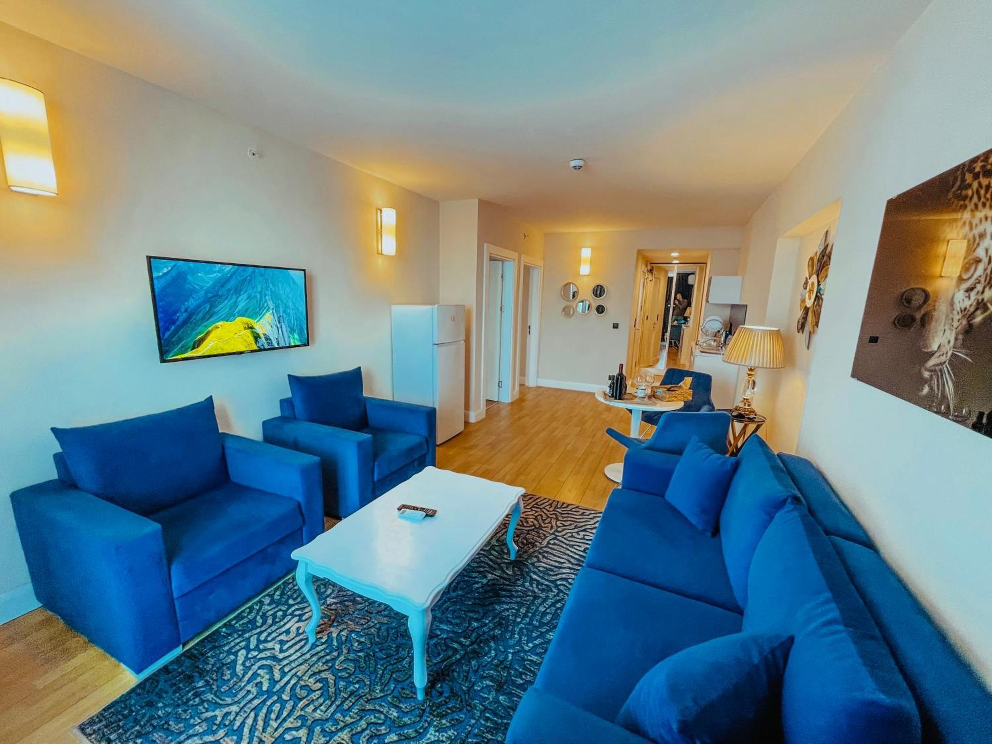 Luxury Batumi Hotel Esterno foto