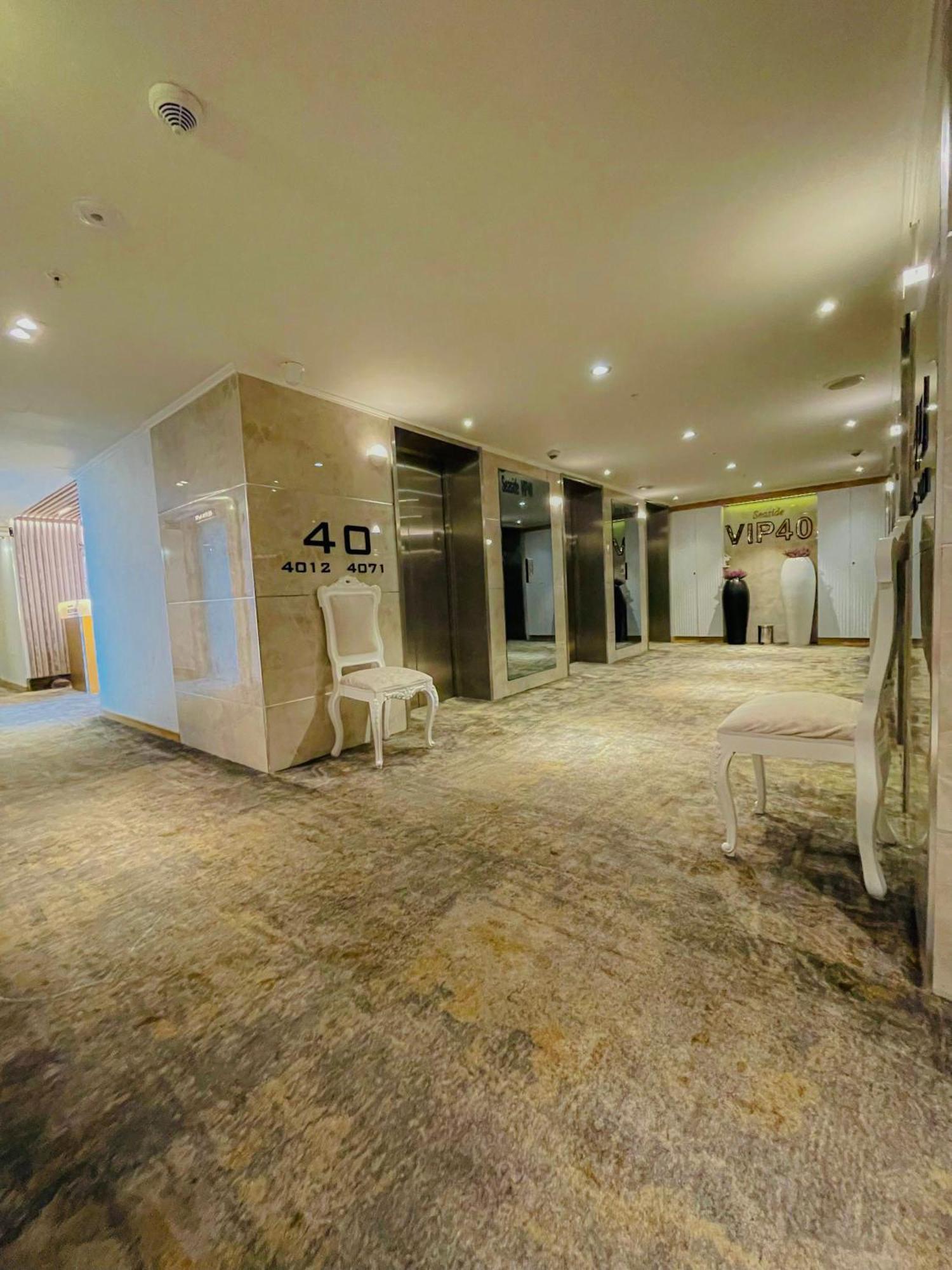 Luxury Batumi Hotel Esterno foto