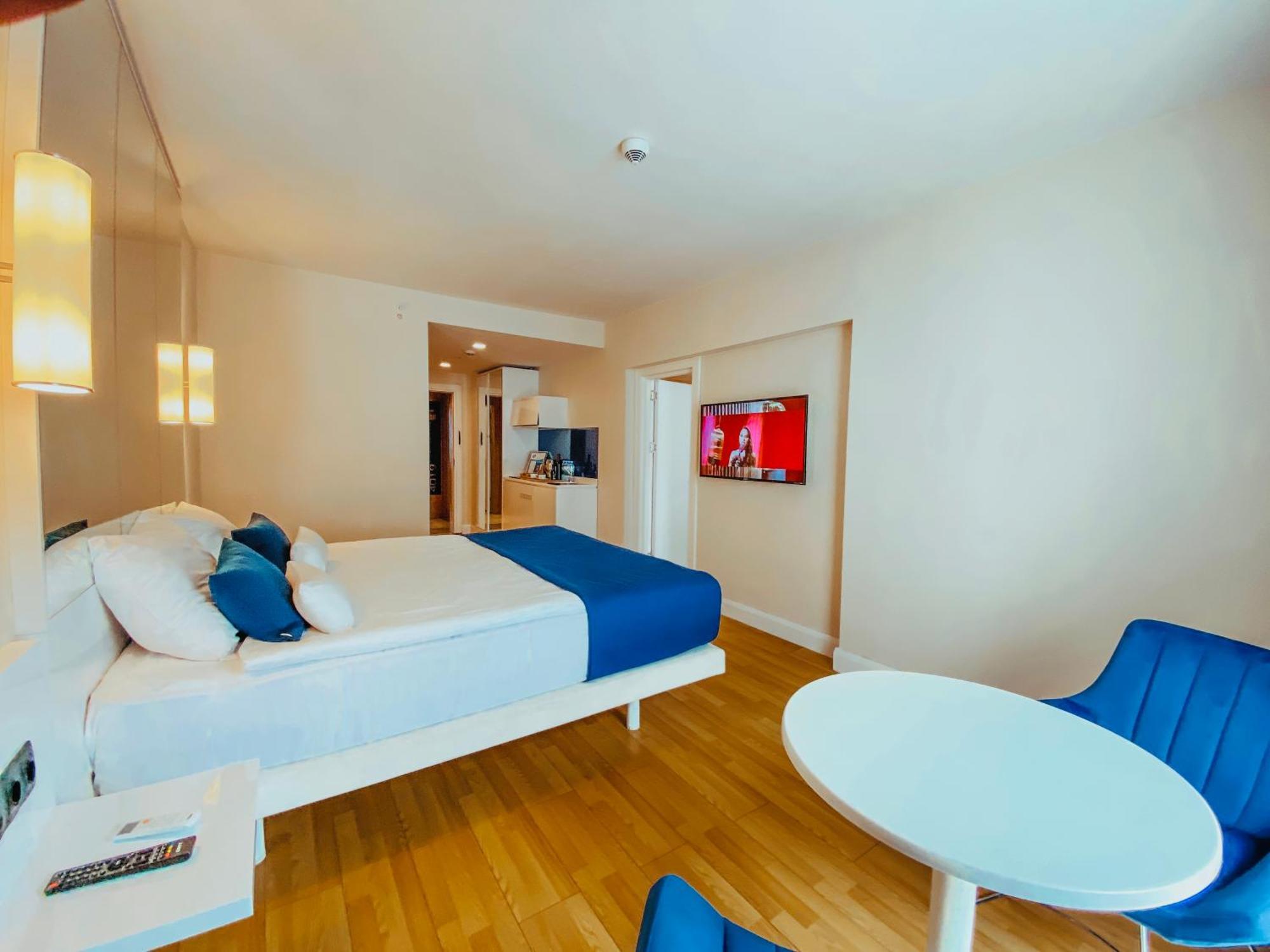 Luxury Batumi Hotel Esterno foto