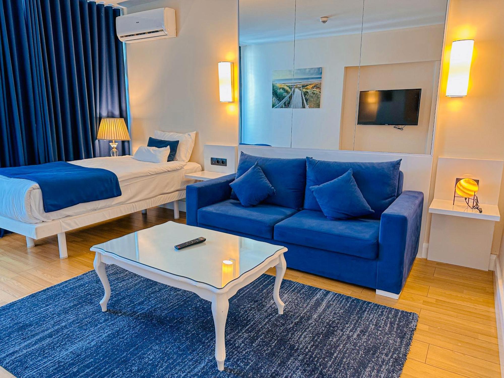 Luxury Batumi Hotel Esterno foto