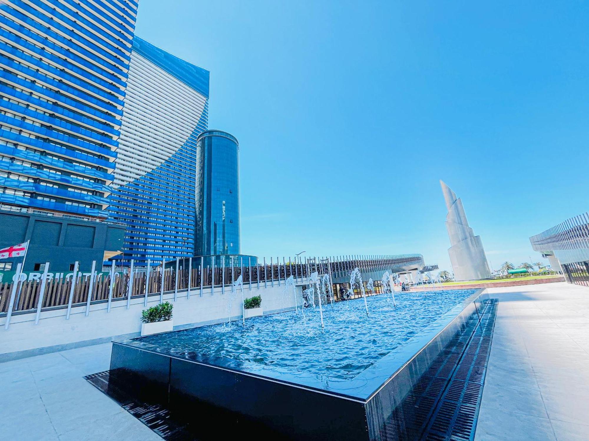 Luxury Batumi Hotel Esterno foto